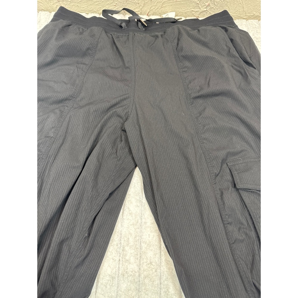 Lululemon Beyond the Studio Cargo Joggers Black Pinstripe Size Large L Jogger
